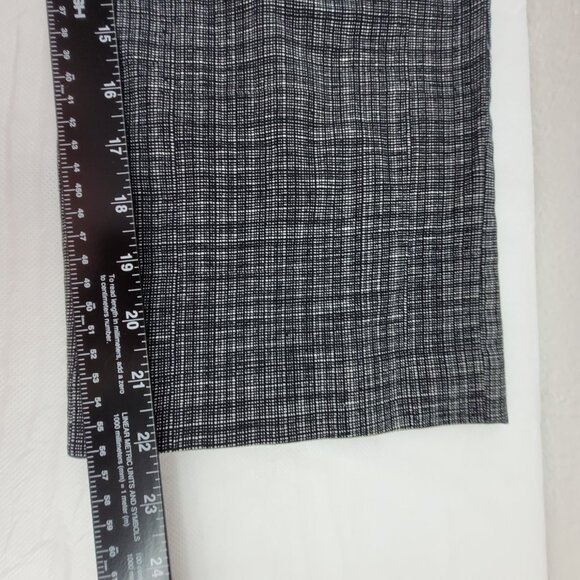 Express Design Studio Editor Capri sz 2 Cropped Pant Black Gray Patterned Cotton - Picture 11 of 13